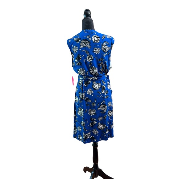 NWT Vince Camuto Wrap Dress - Picture 2 of 10